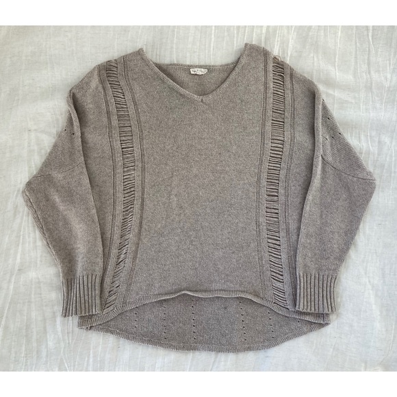 Hem & Thread Sweaters - Hem & Thread taupe oversized V-neck sweater